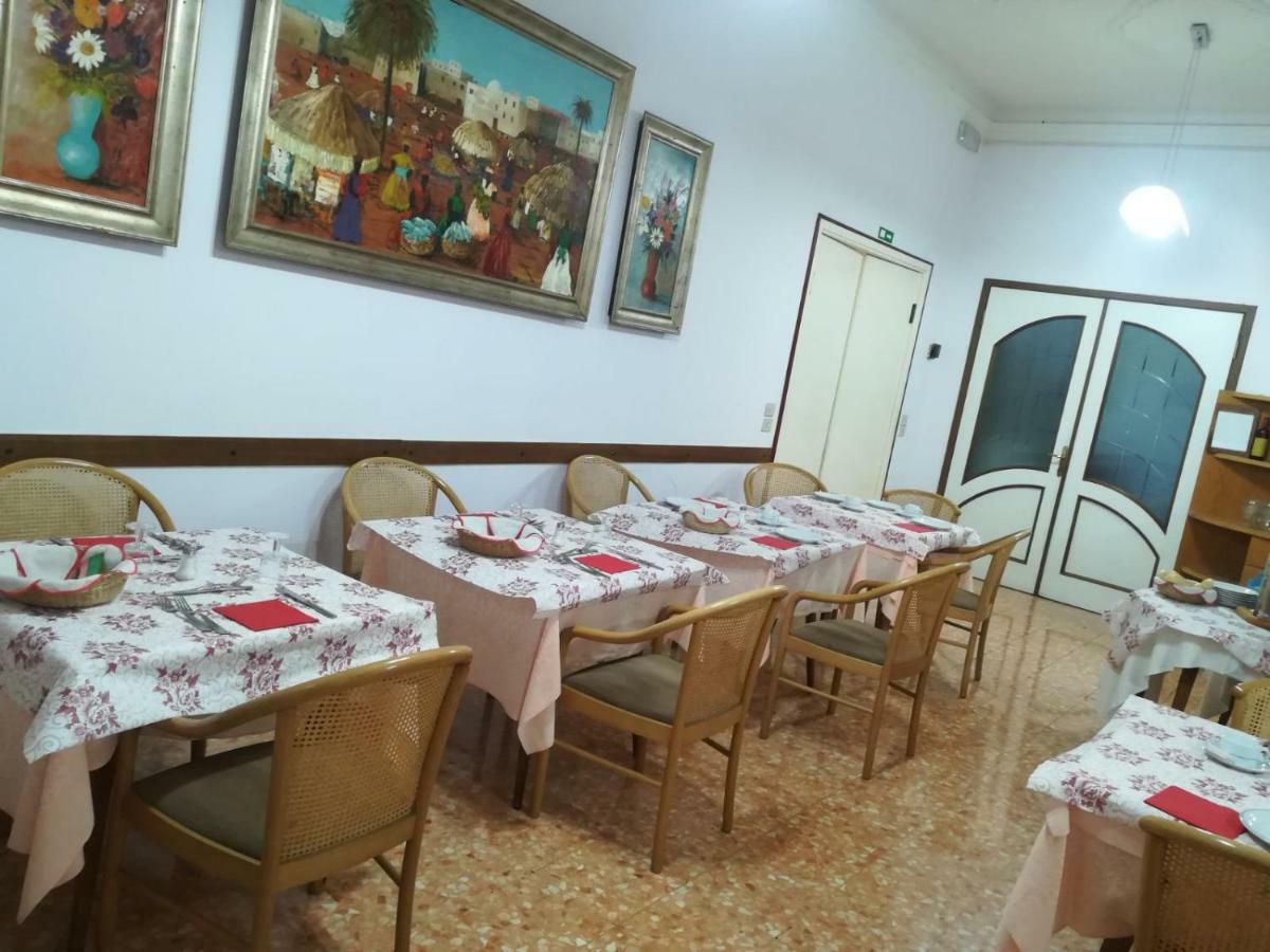 Hotel Olimpia Alassio Buitenkant foto