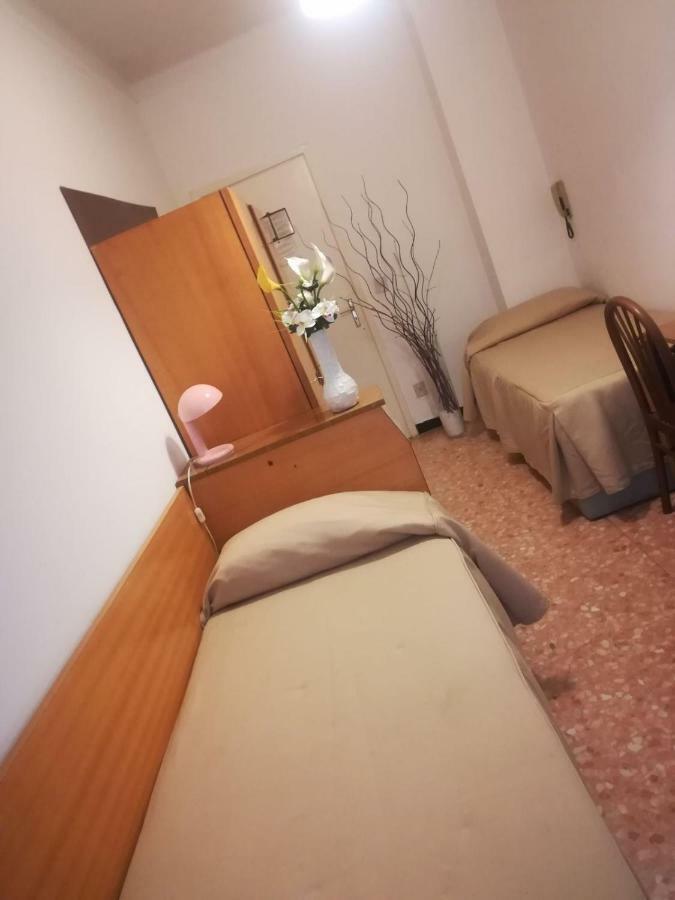 Hotel Olimpia Alassio Buitenkant foto